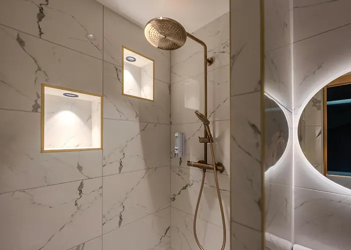 דירה La - Jacuzzi - Hammam *